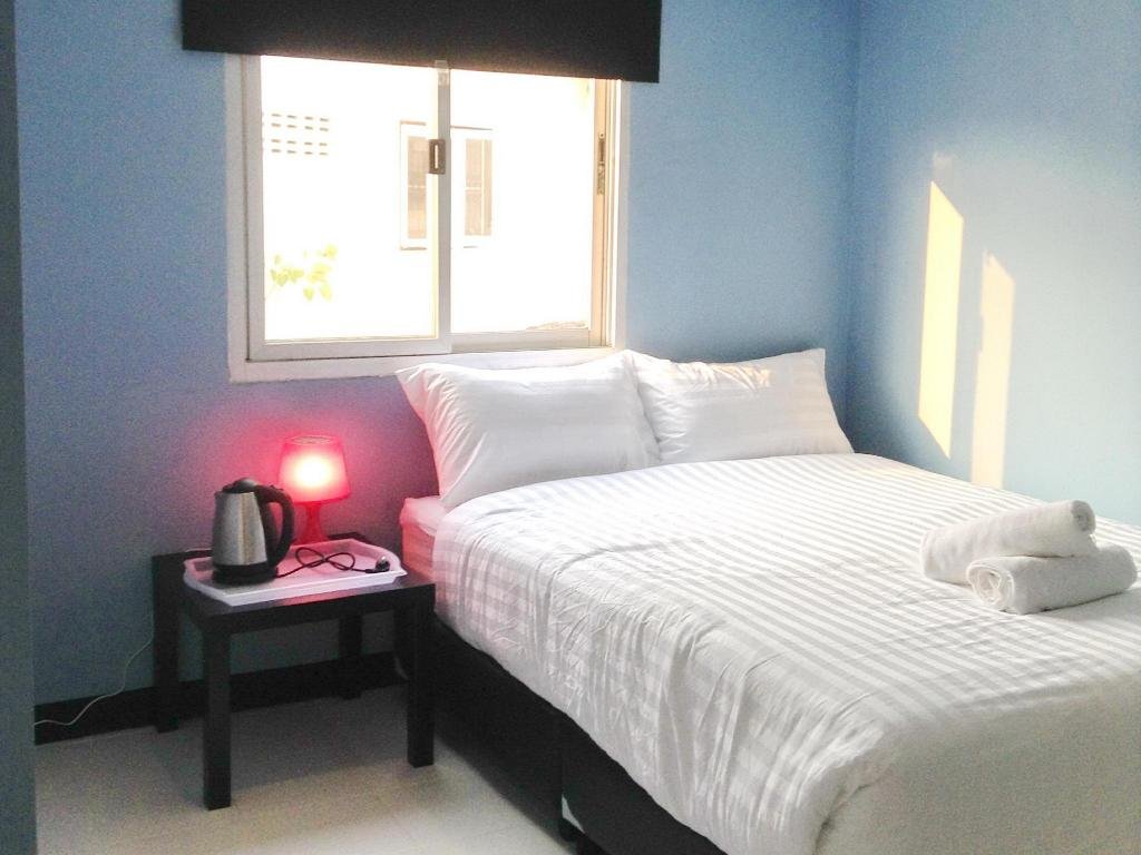 نوافذ اليو بي في سي لغرف النوم