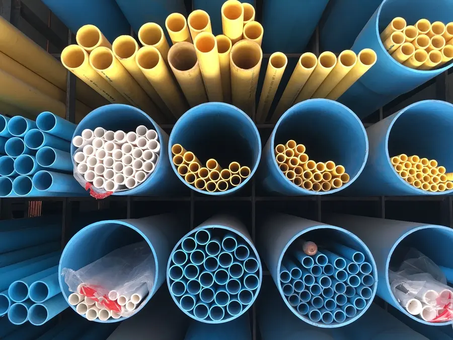 أفضل انواع pvc: دليلك الشامل للاختيار والاستخدام الأمثل مزايا pvc